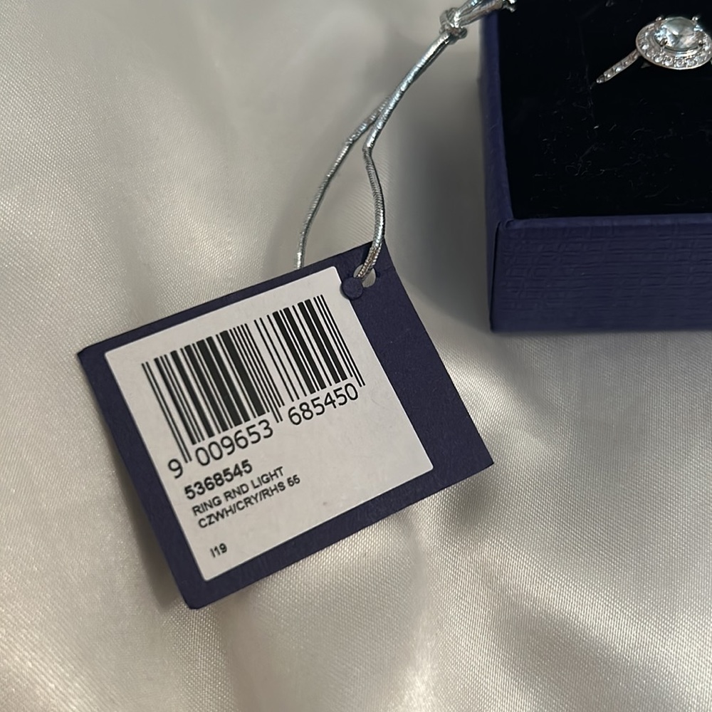 SWAROVSKI Constella cocktail ring size 6.5 with gift bag! - Picture 4 of 9